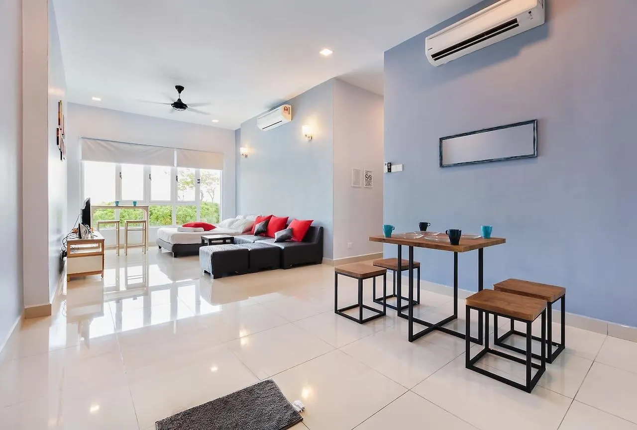 Tropez Residence Johor Bahru Aparthotel