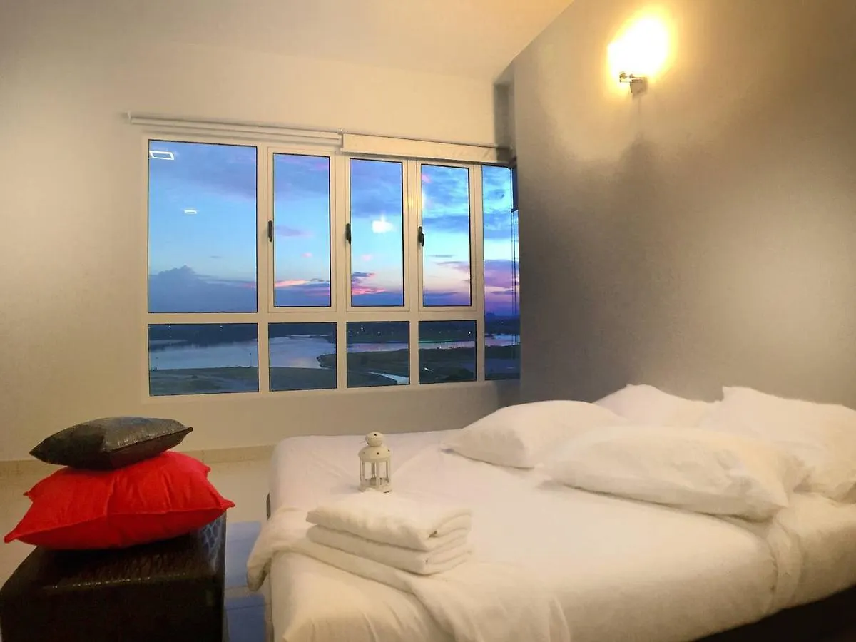 Tropez Residence Johor Bahru Aparthotel